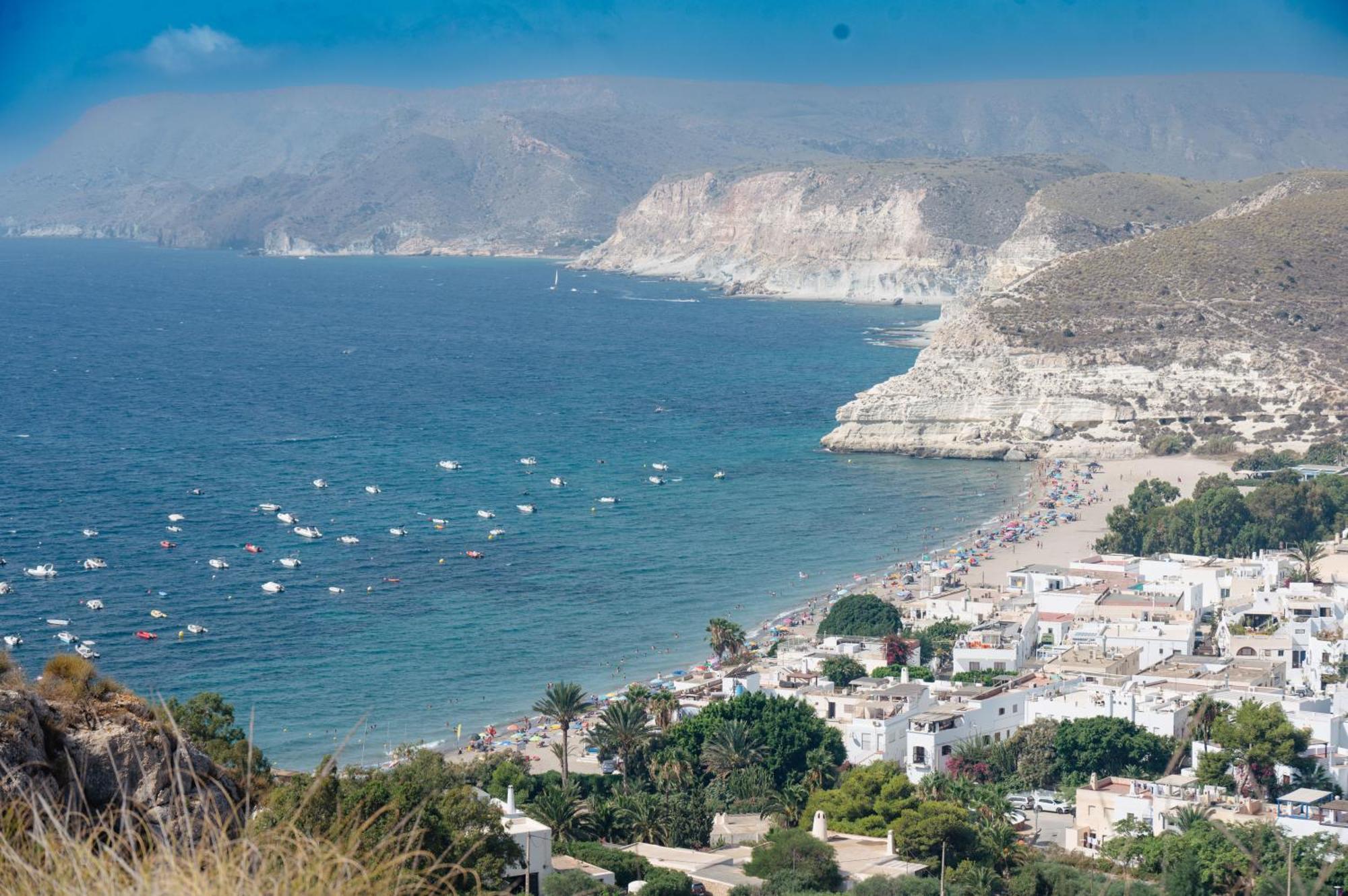 Complejo Turistico Los Bayiyos Agua Amarga  Exterior foto